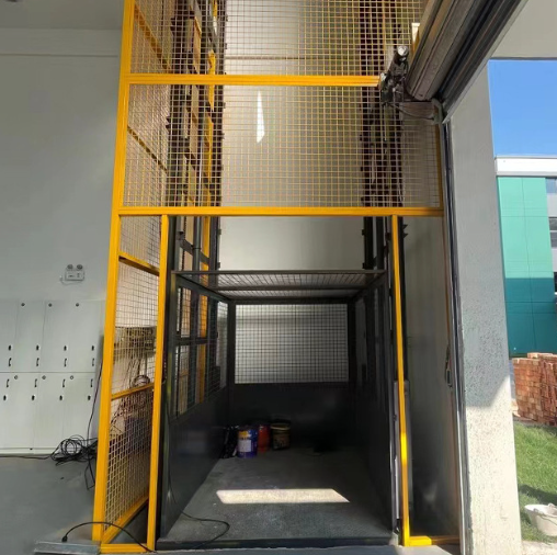 杭州导轨式升降机助力物流园破解运输难题